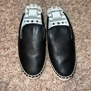 Dolce Vita black mules